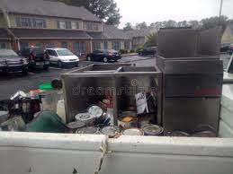 Best Garage Cleanout  in Ainaloa, HI